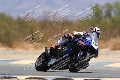 media/May-15-2022-SoCal Trackdays (Sun) [[33a09aef31]]/Turn 7 (1145am)/